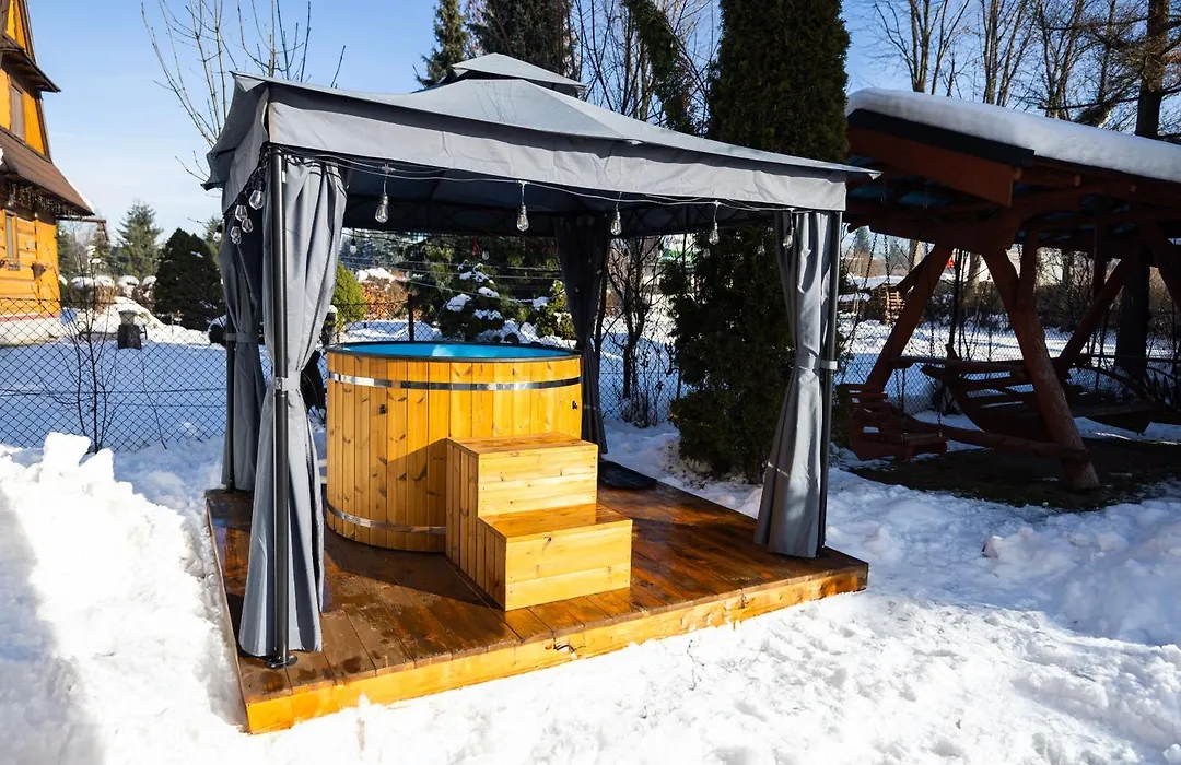 Pokoje na Równi Zakopane z wanną z hydromasażem!-1